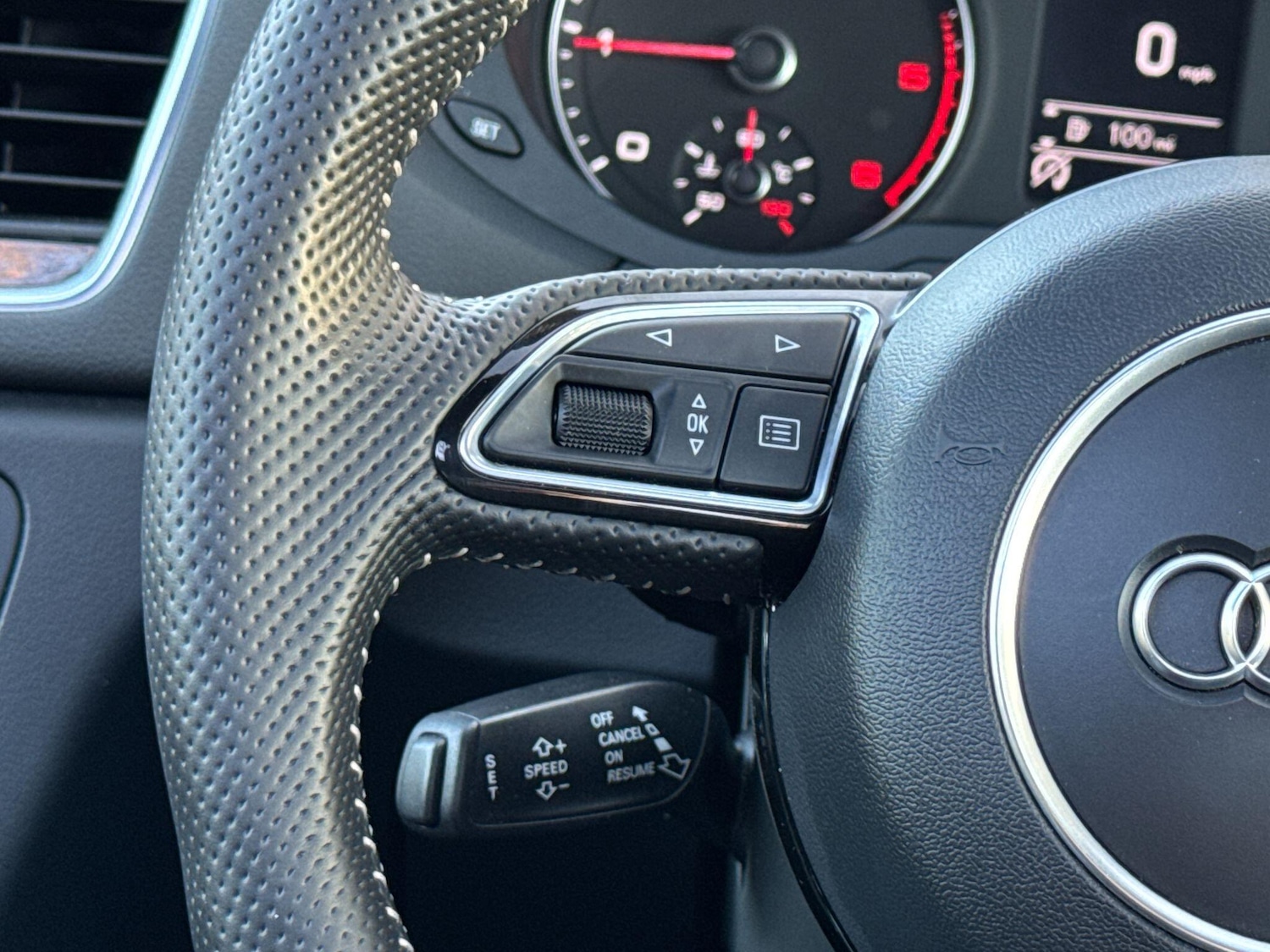 Used Audi Q3 2015 for sale - 76759487: Photo 59