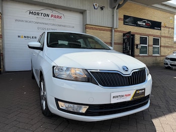 Used Skoda Rapid Spaceback 2017 for sale - 79188689: Photo