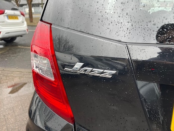 Used Honda Jazz 2012 for sale - 77925956: Photo