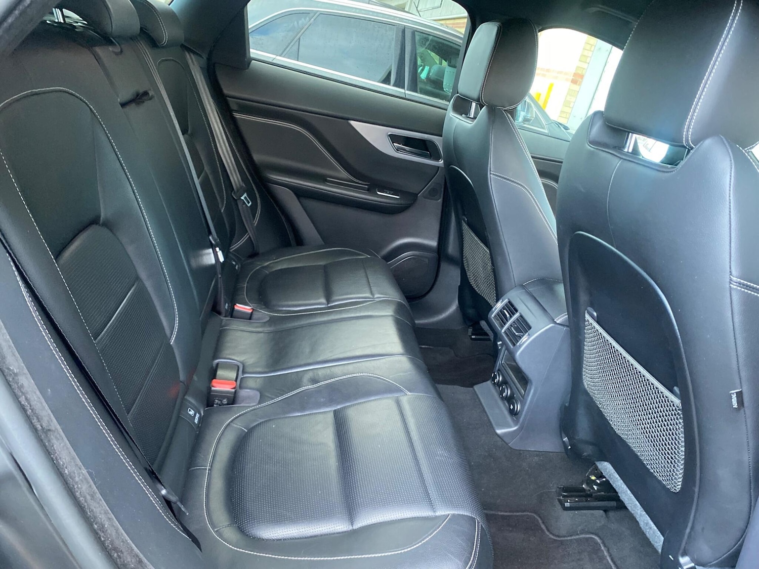 Used Jaguar F-Pace 2018 for sale - 77925928: Photo 10