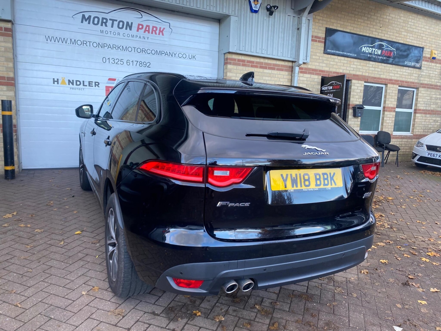 Used Jaguar F-Pace 2018 for sale - 77925928: Photo 3