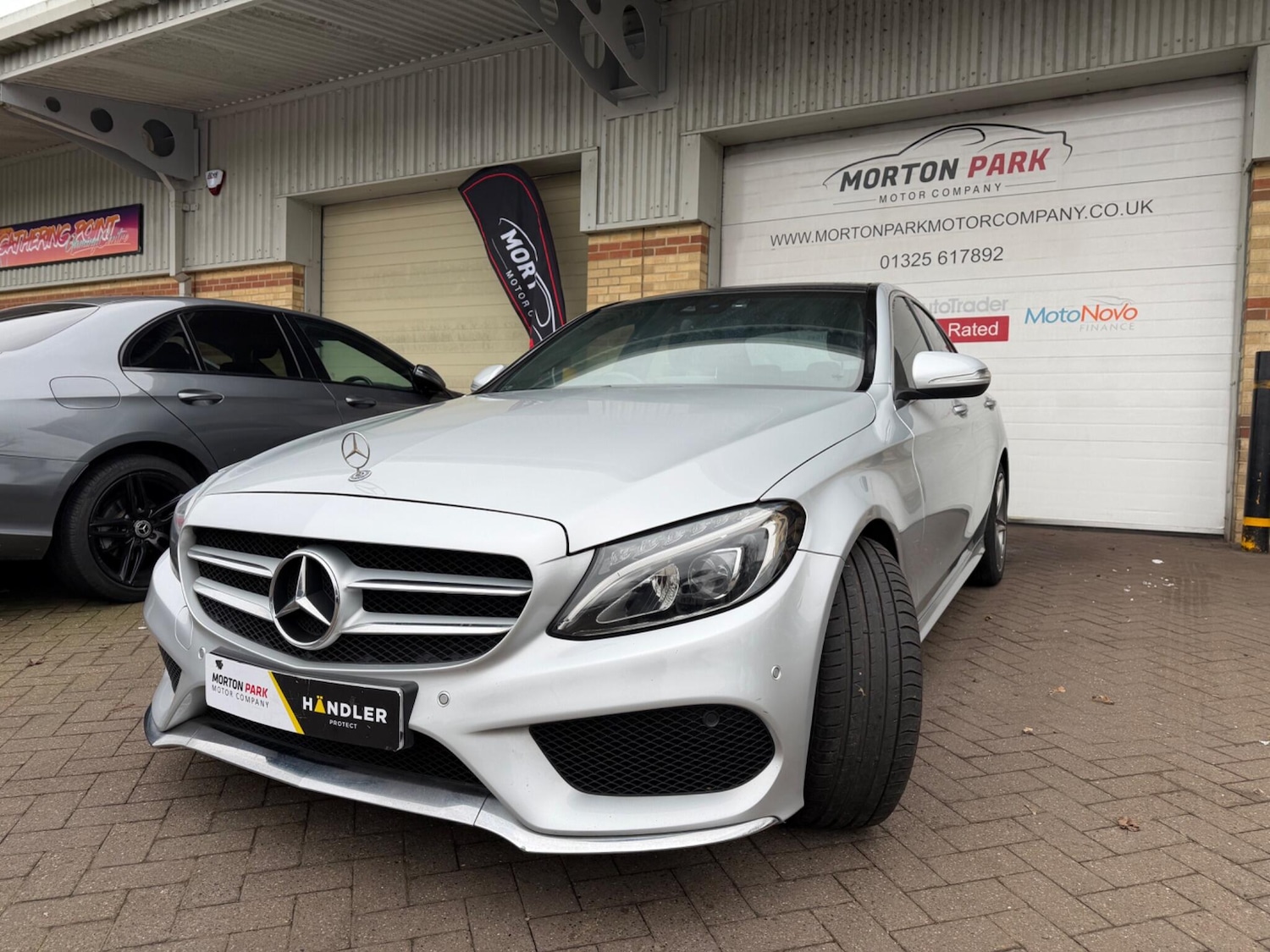 Used Mercedes-Benz C Class 2015 for sale - 77688878: Photo 3