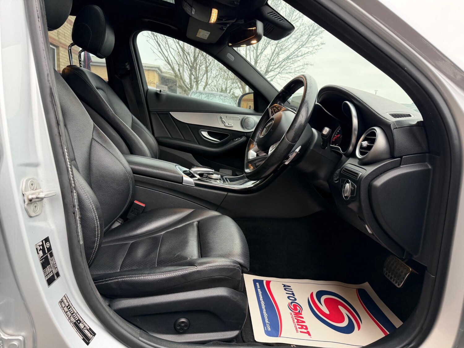 Used Mercedes-Benz C Class 2015 for sale - 77688878: Photo 8