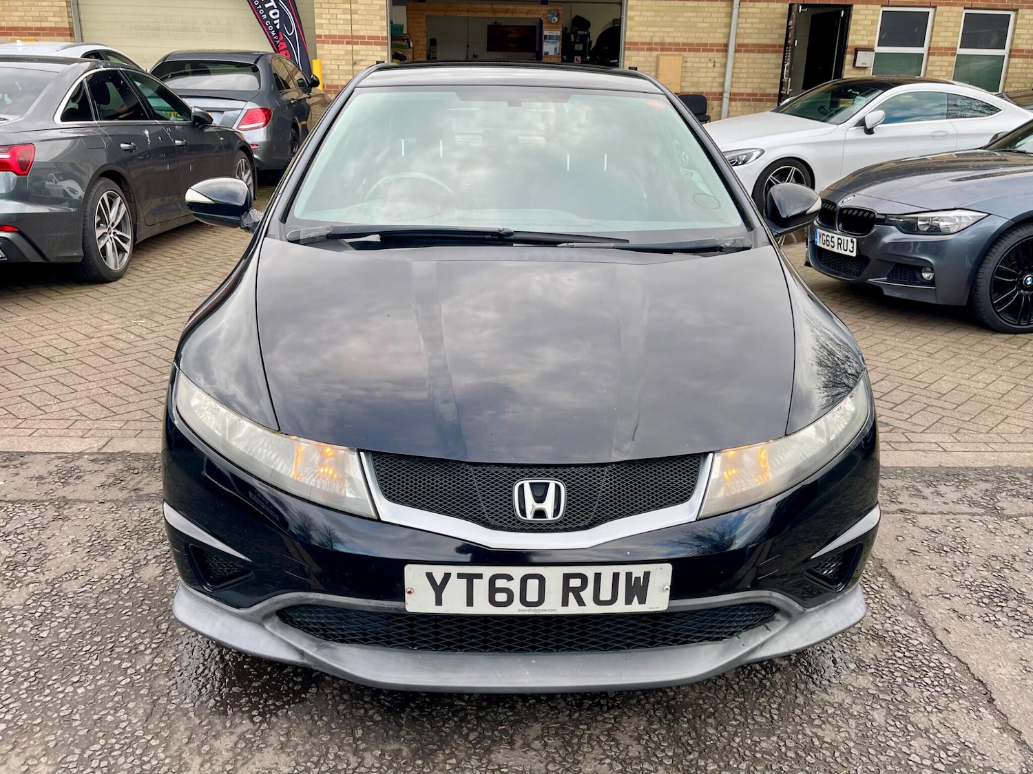 Used Honda Civic for sale - 77688870: Photo 2