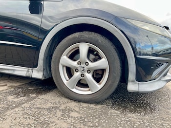 Used Honda Civic 2010 for sale - 77688870: Photo