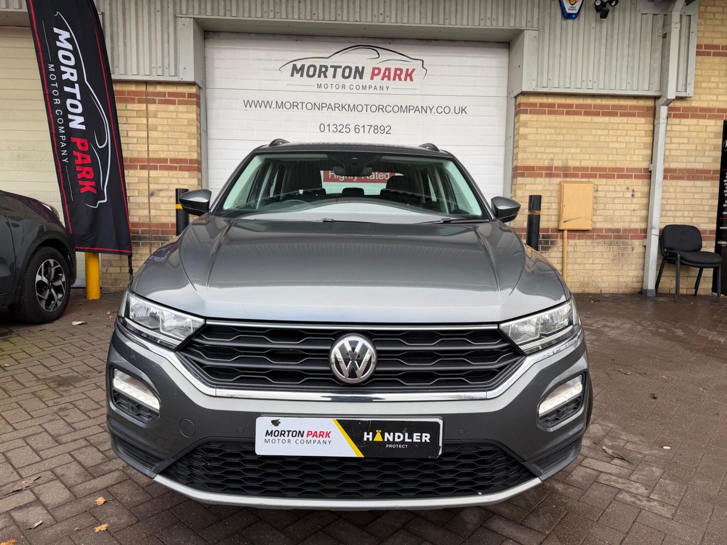 Used Volkswagen T-Roc 2020 for sale - 77688863: Photo 2