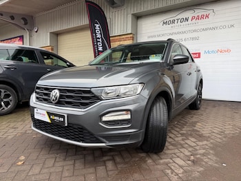 Used Volkswagen T-Roc 2020 for sale - 77688863: Photo