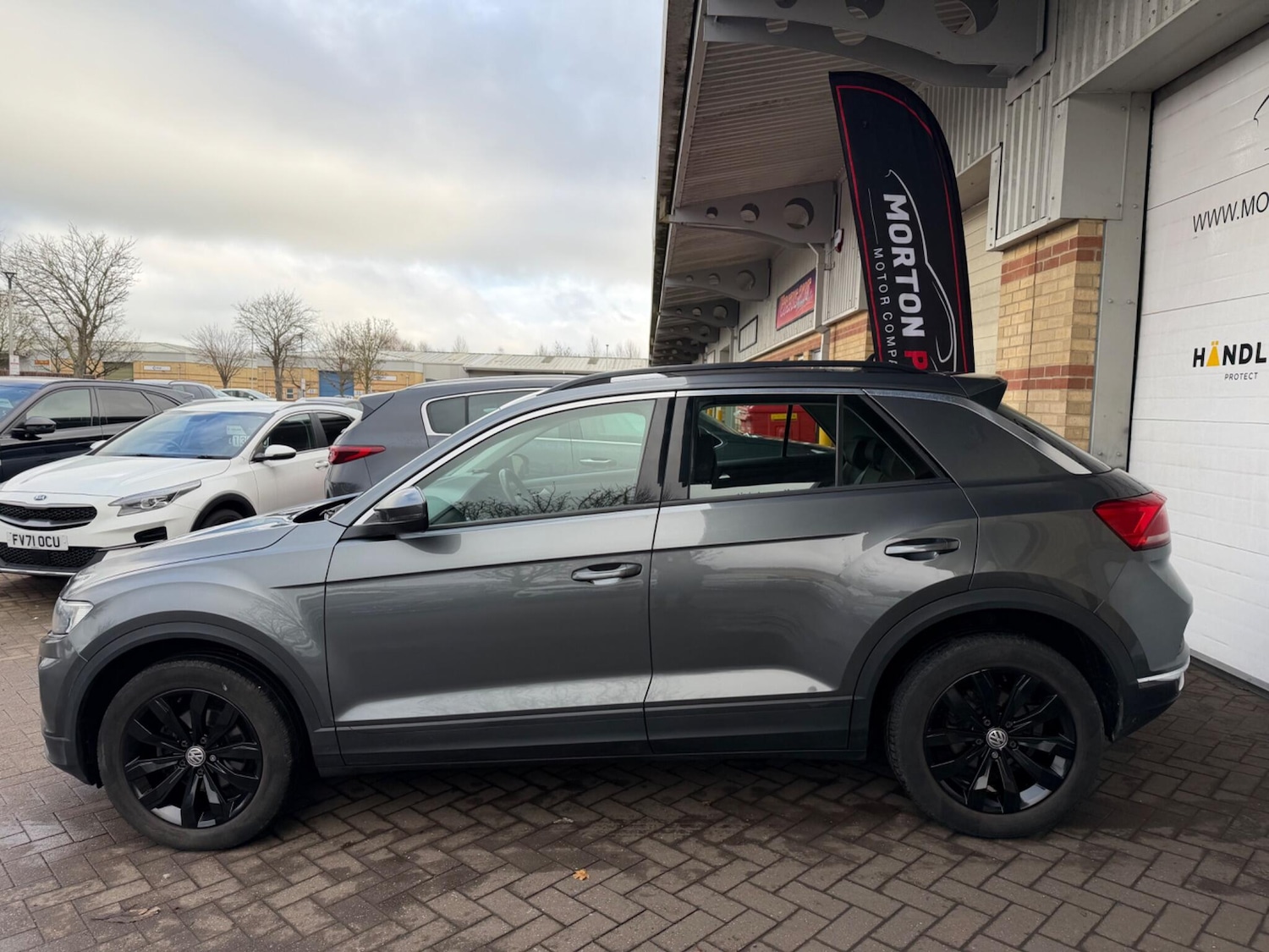 Used Volkswagen T-Roc 2020 for sale - 77688863: Photo 5