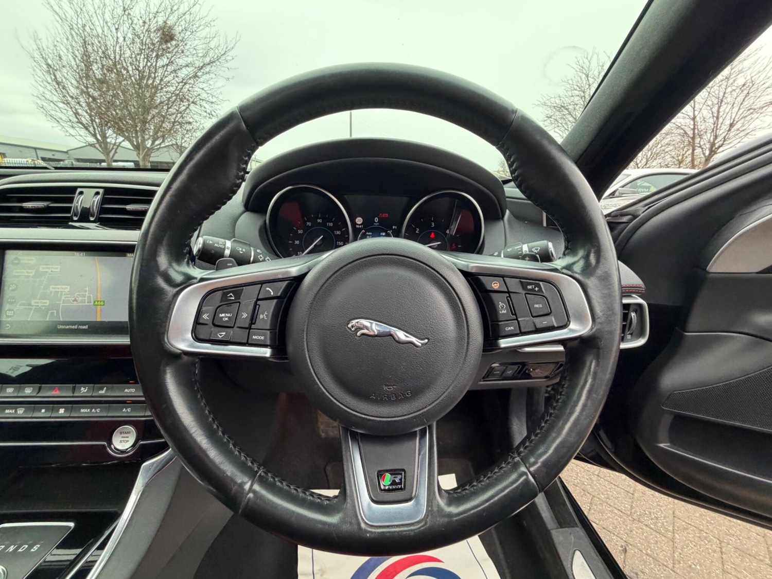 Used Jaguar XE for sale - 77982480: Photo 14