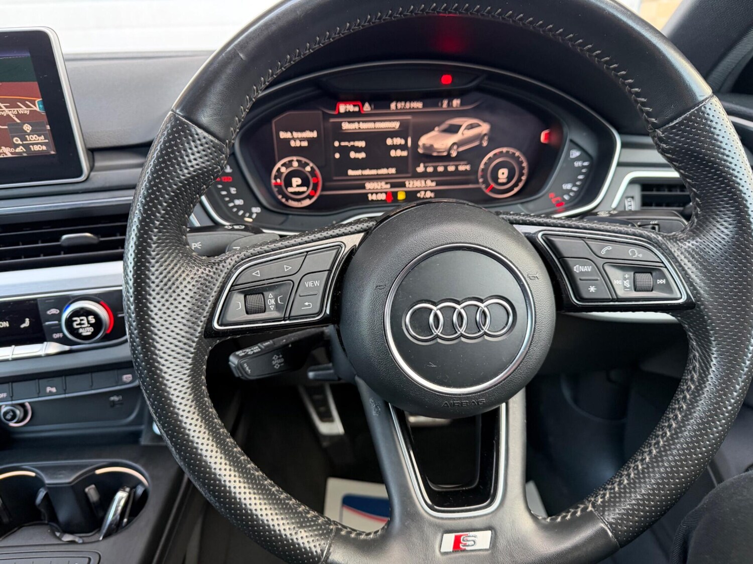 Used Audi A4 2017 for sale - 77688874: Photo 15