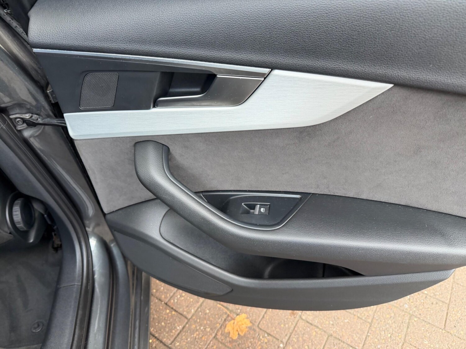 Used Audi A4 2017 for sale - 77688874: Photo 30