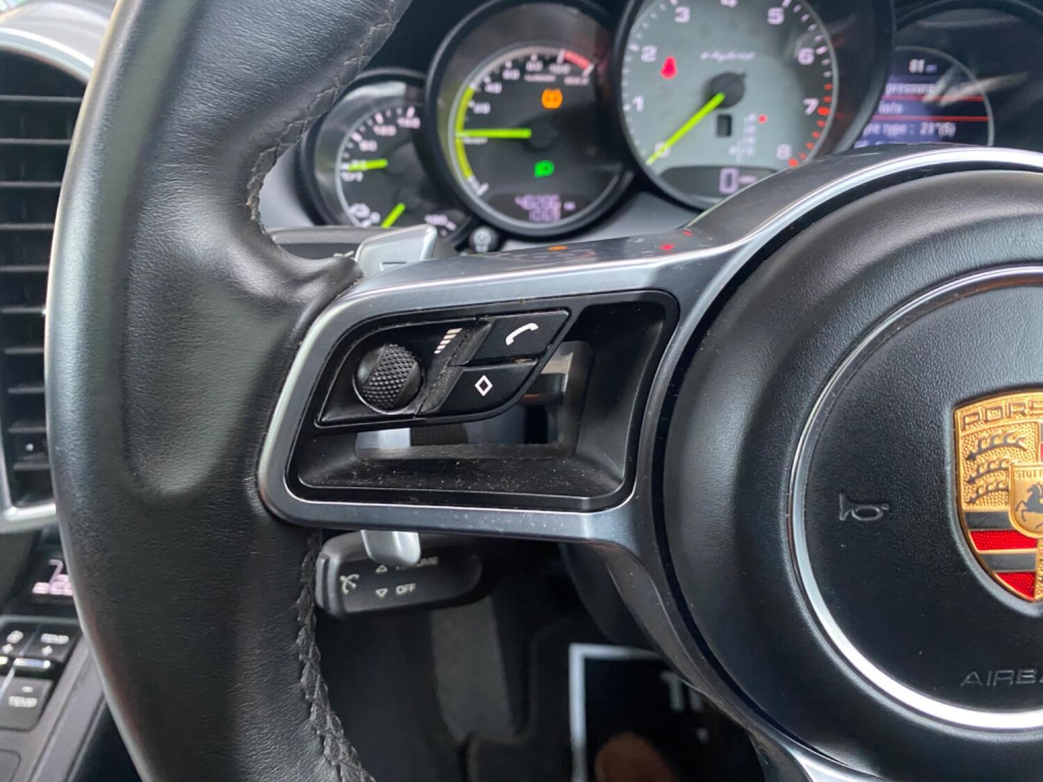 Used Porsche Cayenne 2014 for sale - 77854250: Photo 17