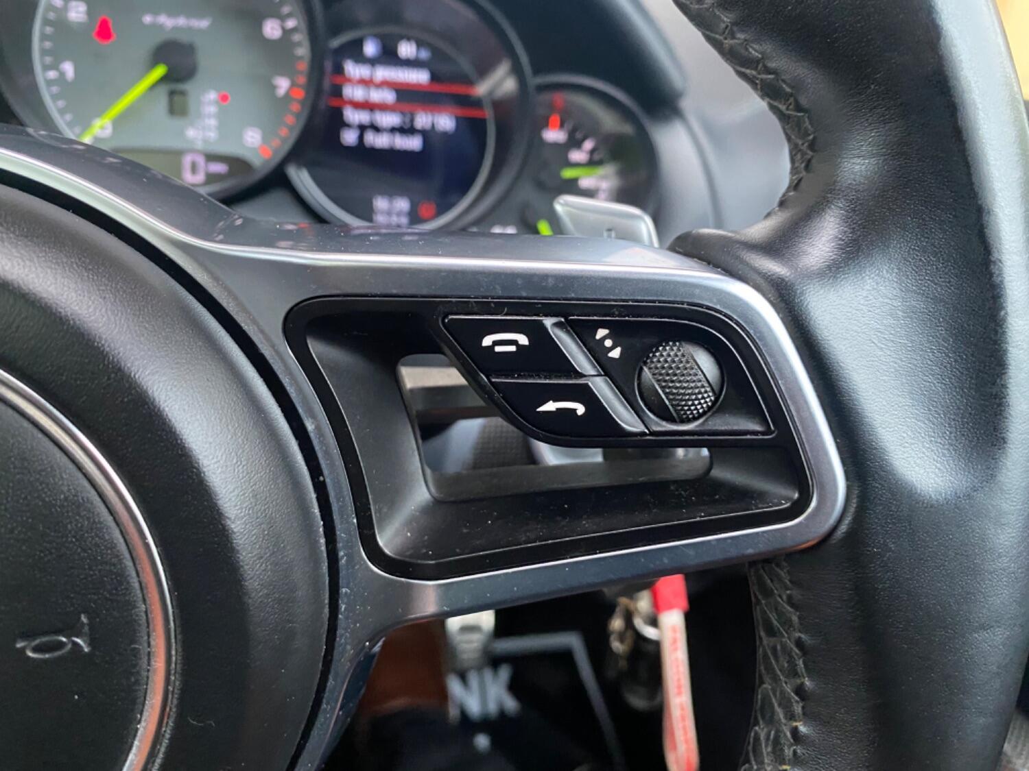 Used Porsche Cayenne 2014 for sale - 77854250: Photo 22