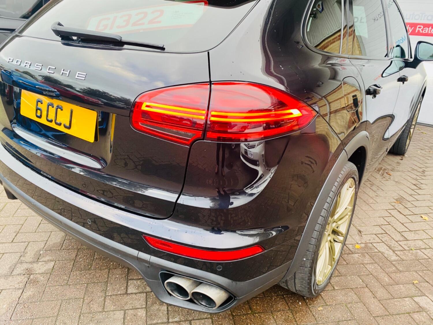 Used Porsche Cayenne 2014 for sale - 77854250: Photo 6