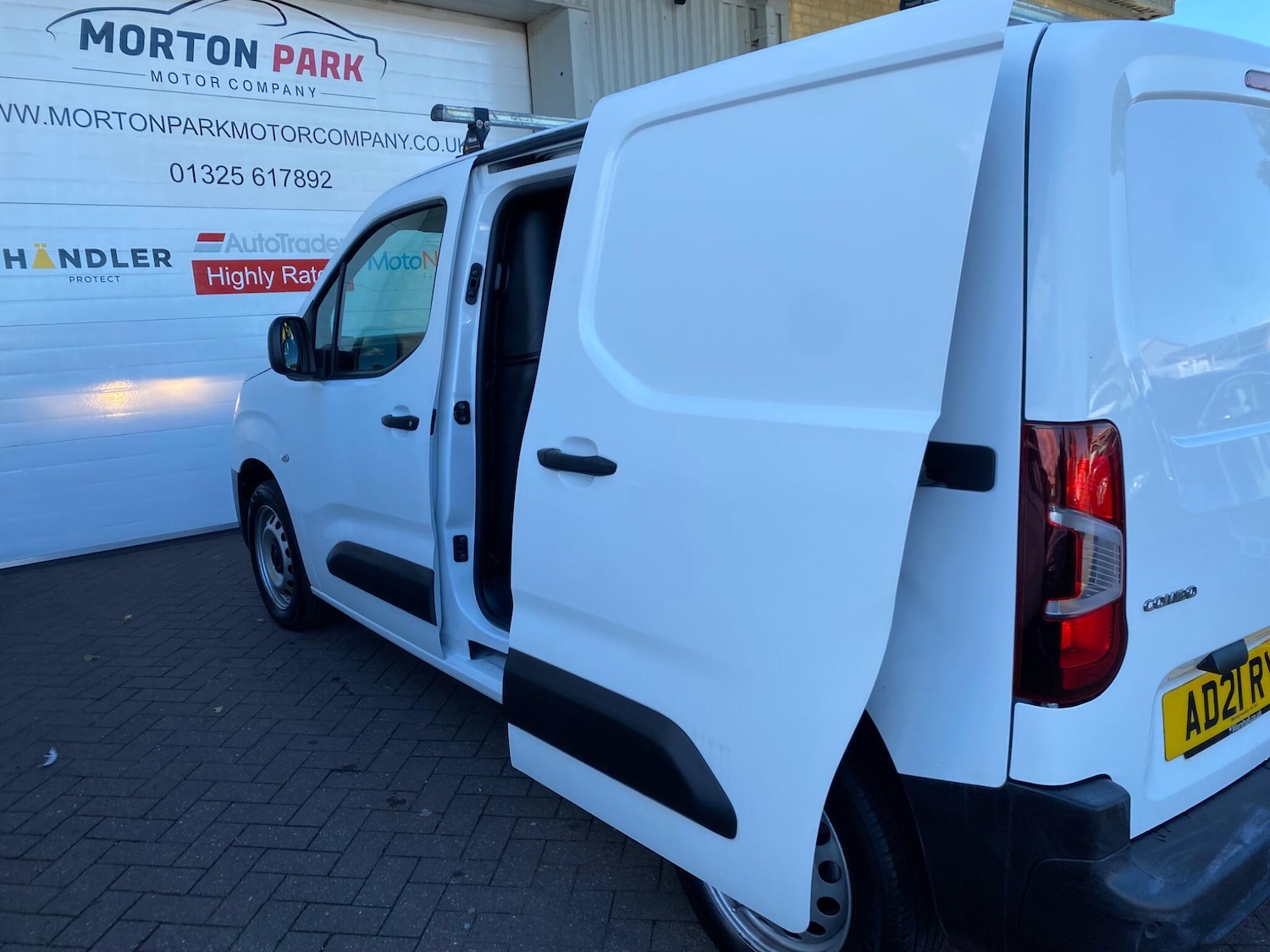 Used Vauxhall Combo 2021 for sale - 77688850: Photo 5