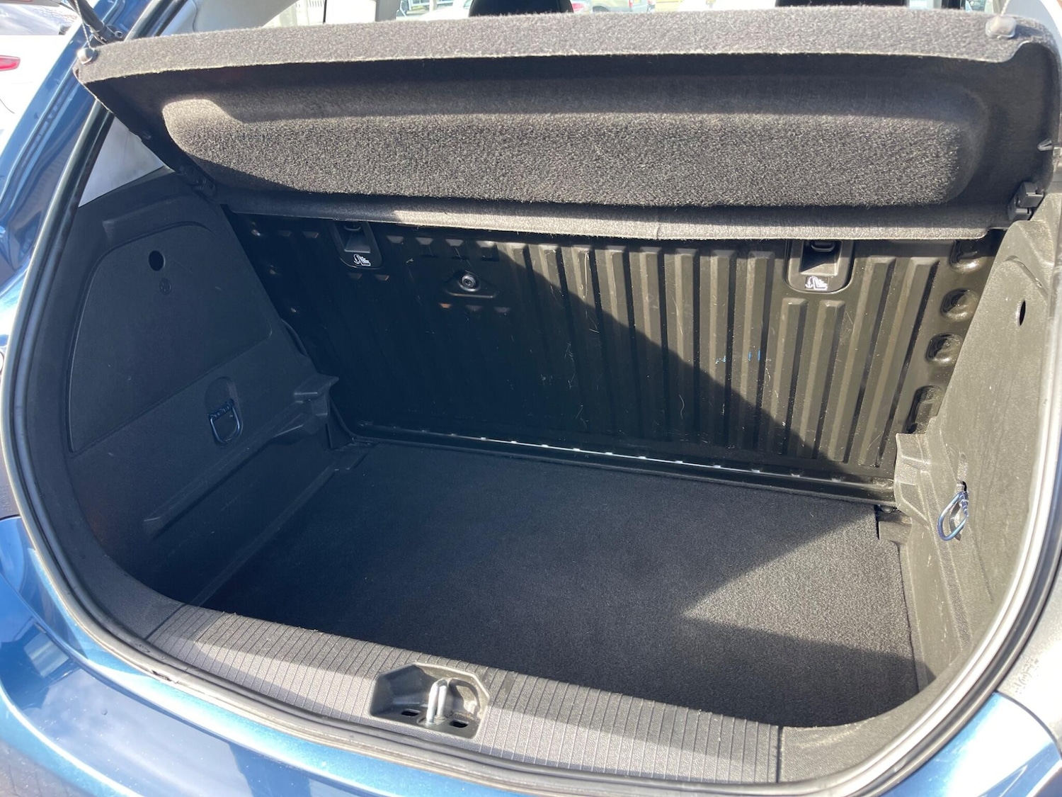 Used Vauxhall Corsa 2015 for sale - 77925141: Photo 10