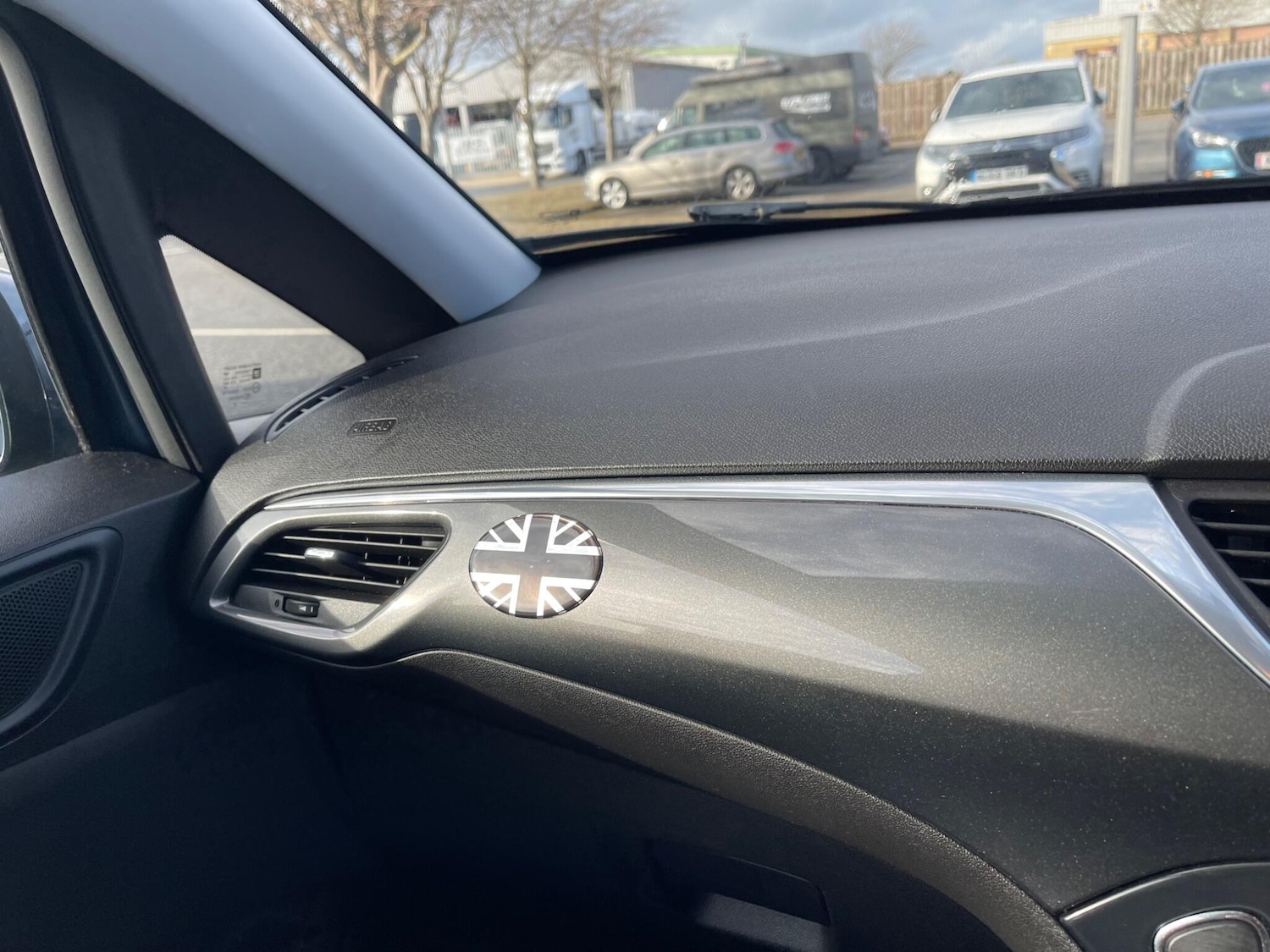 Used Vauxhall Corsa 2015 for sale - 77925141: Photo 24