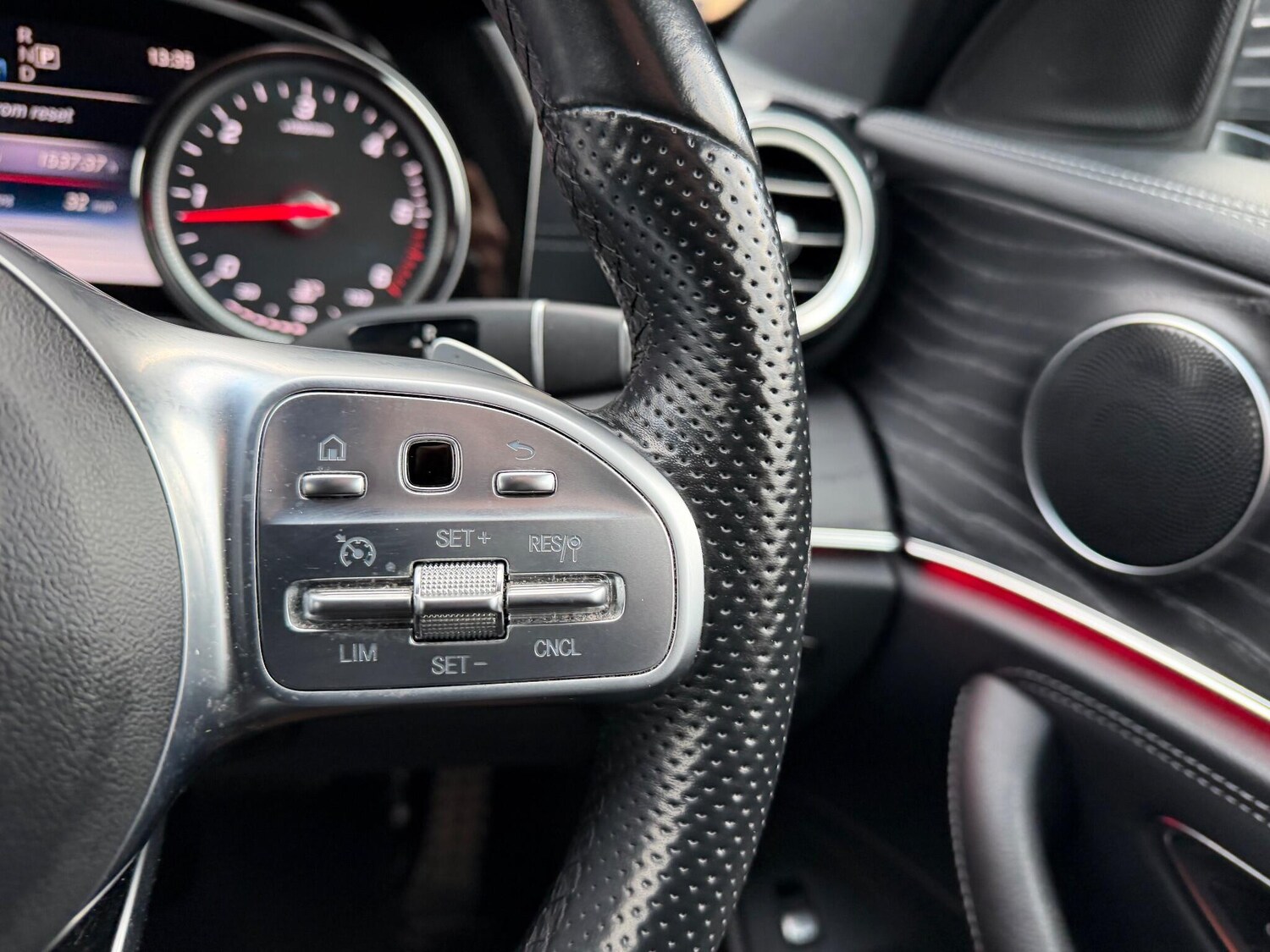 Used Mercedes-Benz E Class for sale - 77688862: Photo 19