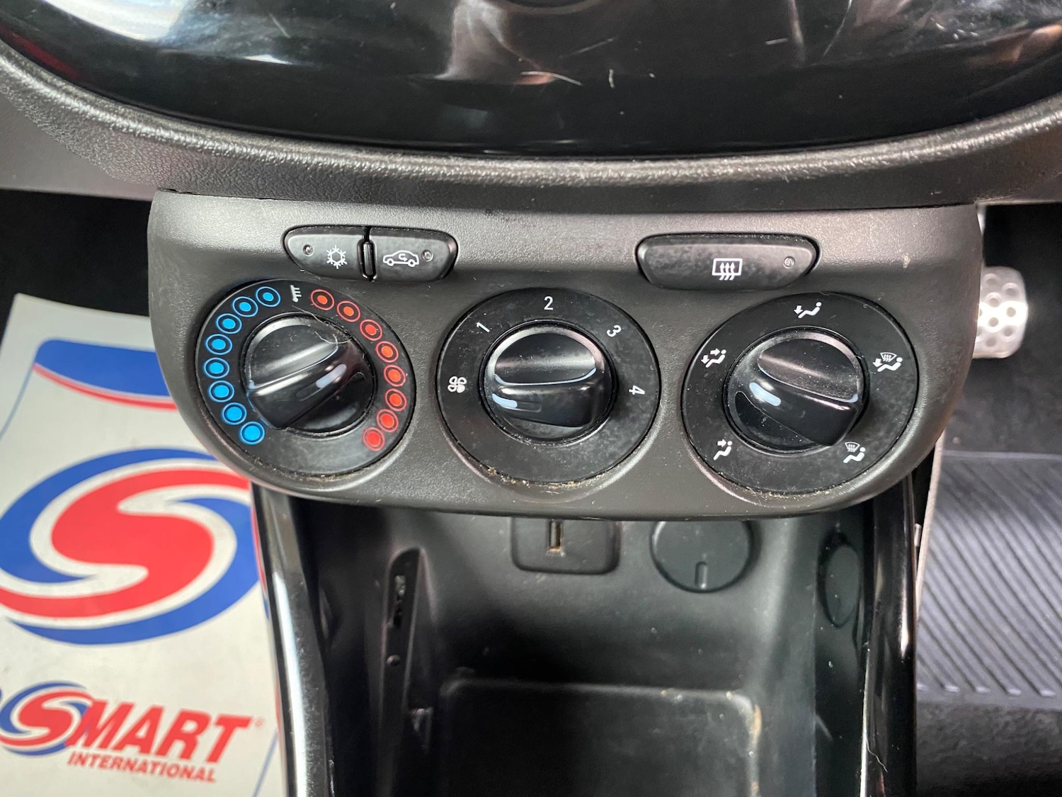 Used Vauxhall ADAM 2017 for sale - 77696845: Photo 15