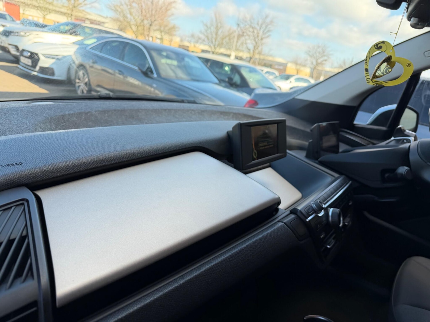 Used BMW i3 2015 for sale - 77793606: Photo 29