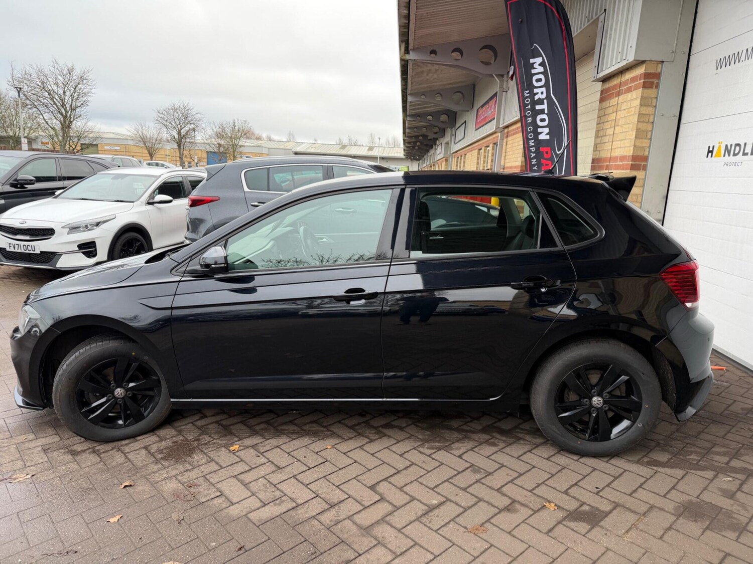 Used Volkswagen Polo 2018 for sale - 77688867: Photo 6