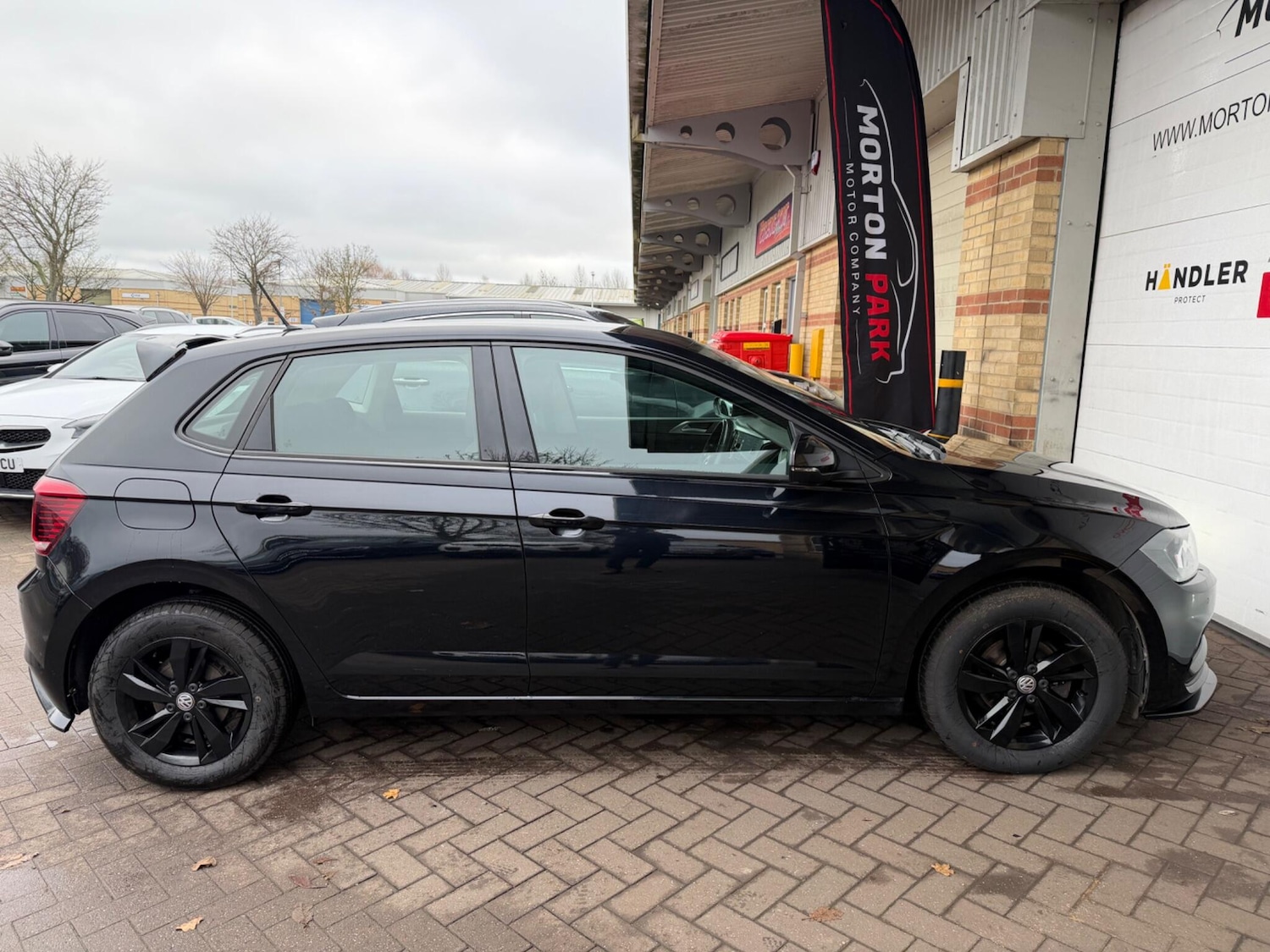 Used Volkswagen Polo 2018 for sale - 77688867: Photo 8