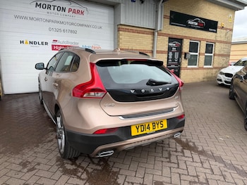 Used Volvo V40 2014 for sale - 79188799: Photo