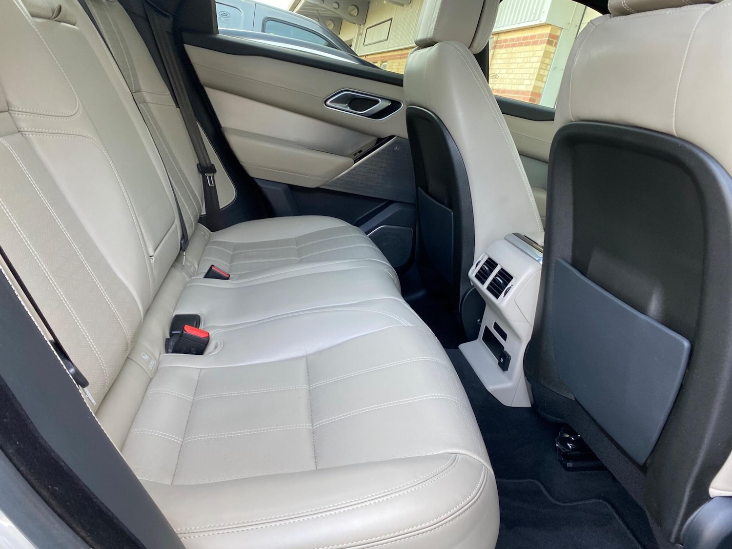 Used Land Rover Range Rover Velar 2019 for sale - 77688858: Photo 10