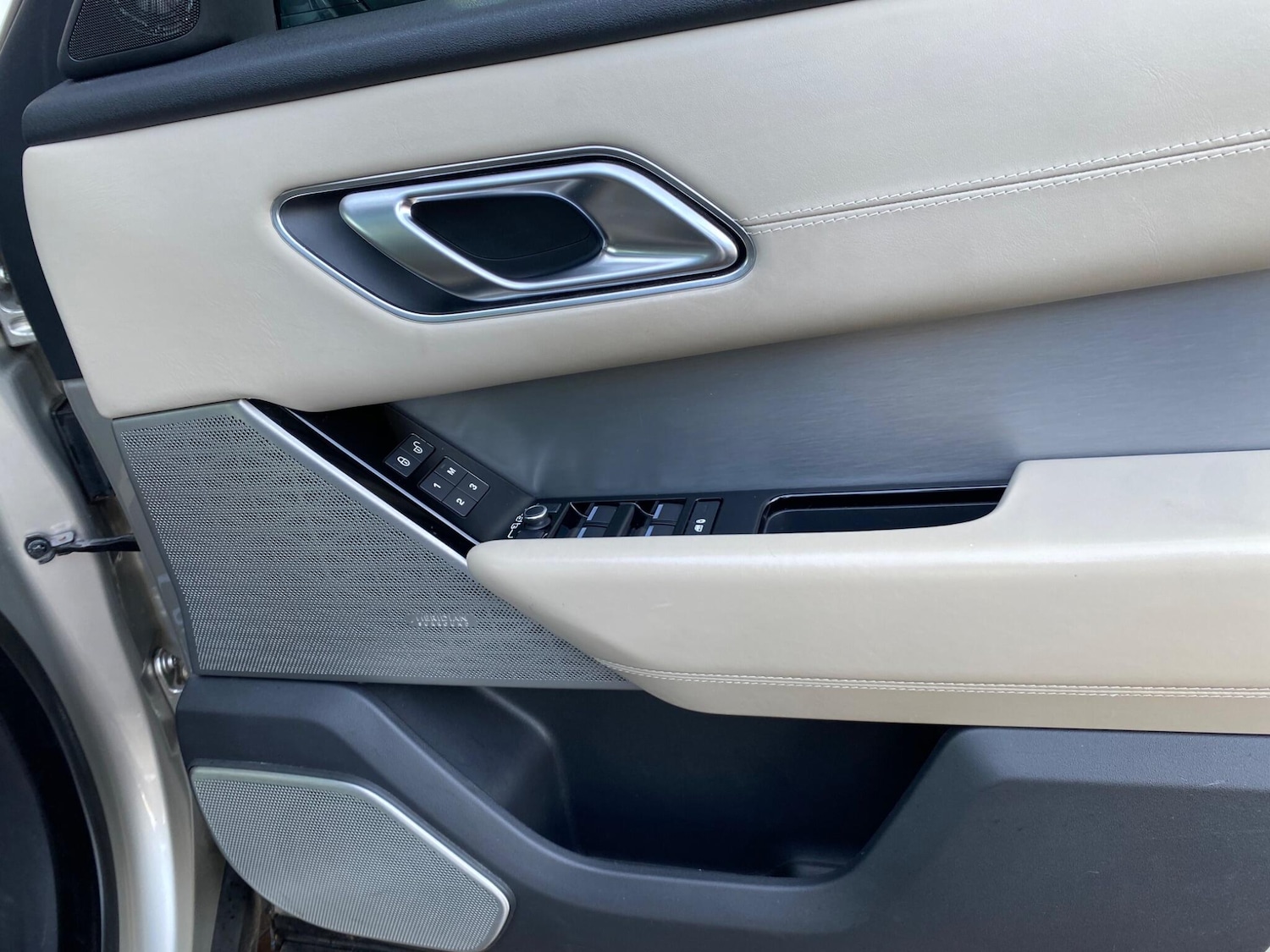 Used Land Rover Range Rover Velar 2019 for sale - 77688858: Photo 35