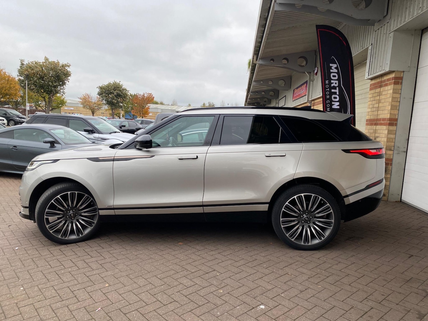 Used Land Rover Range Rover Velar 2019 for sale - 77688858: Photo 4