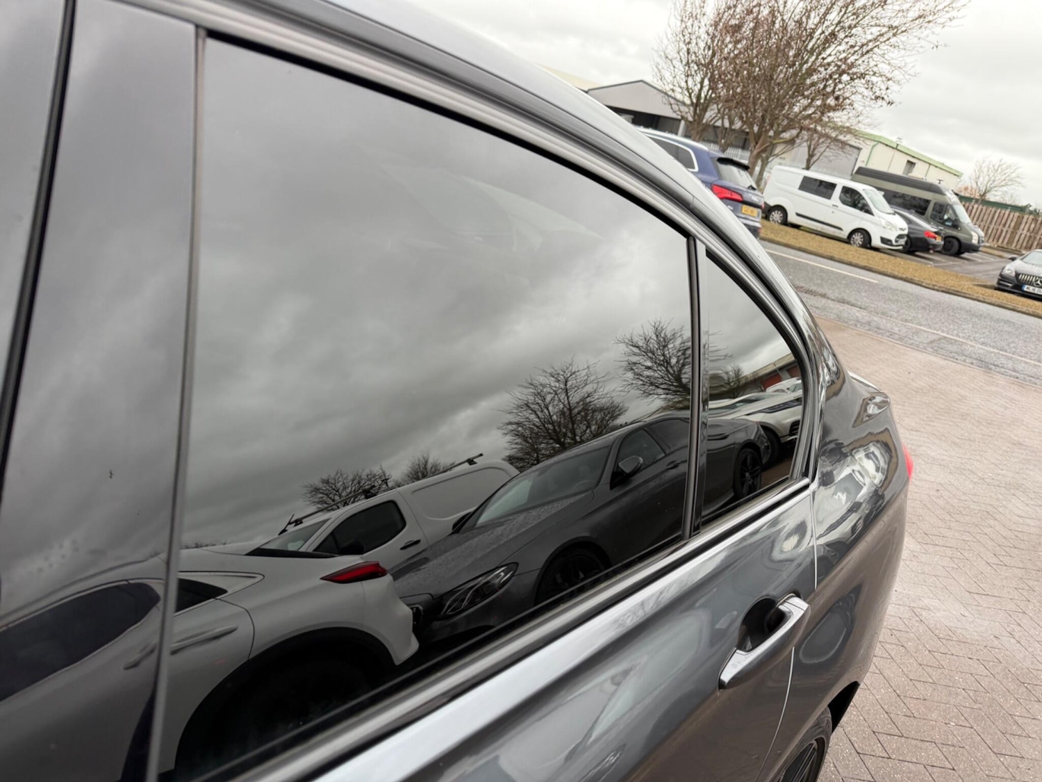 Used BMW 3 Series 2015 for sale - 77688860: Photo 37