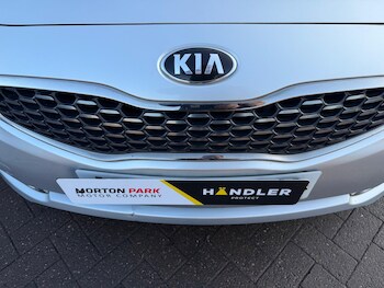 Used Kia Ceed 2018 for sale - 77705097: Photo