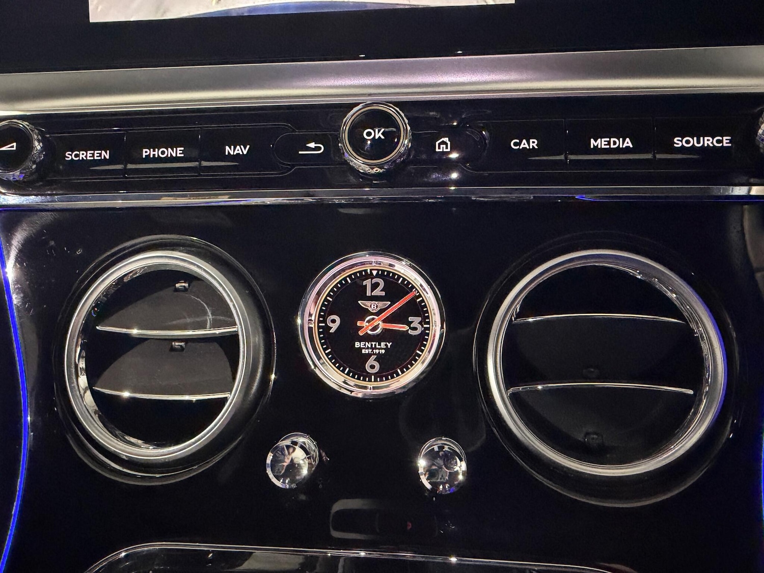 Used Bentley Continental 2018 for sale - 77978133: Photo 26