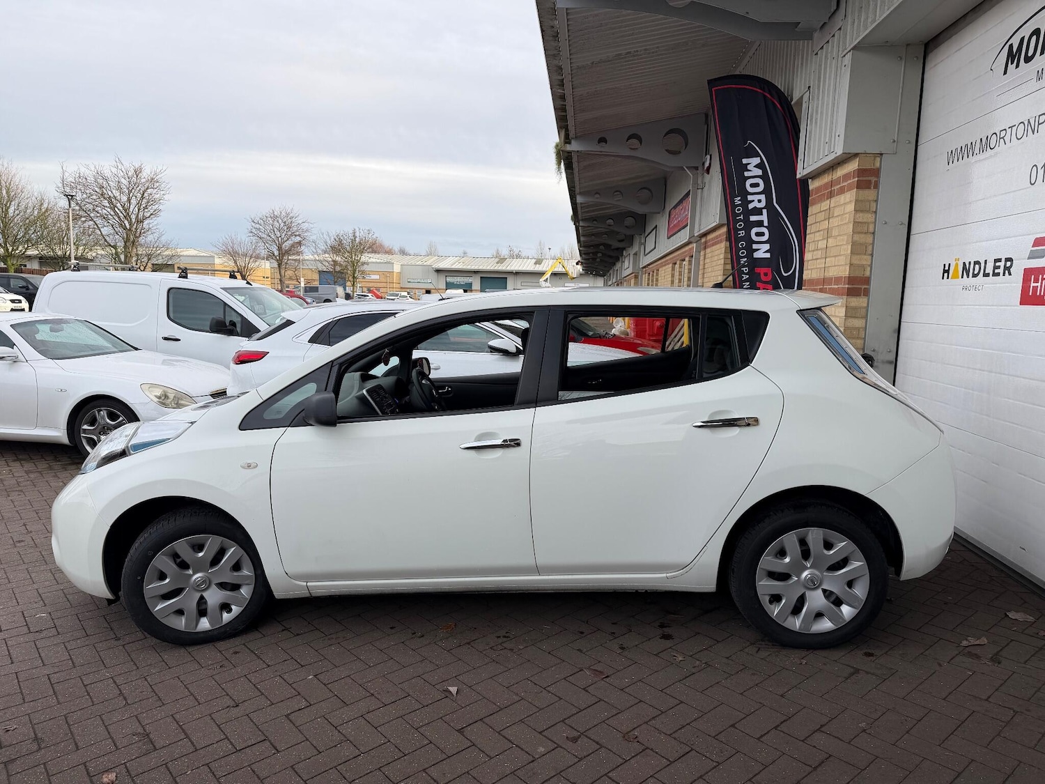 Used Nissan Leaf 2015 for sale - 77688873: Photo 5