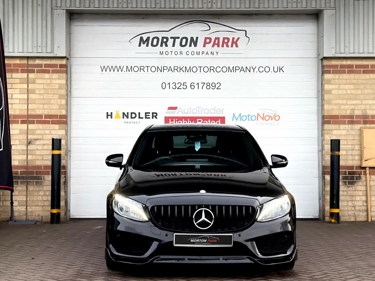 Used Mercedes-Benz C Class 2016 for sale - 77688871: Photo 2