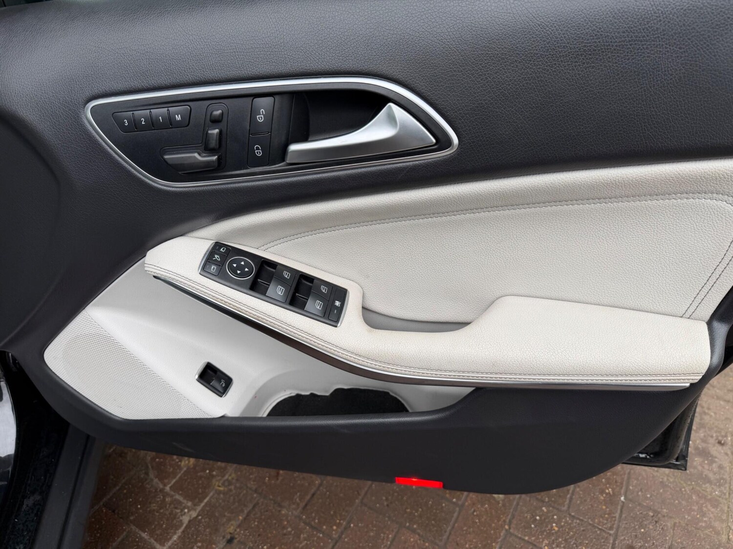 Used Mercedes-Benz GLA 2016 for sale - 77688877: Photo 18