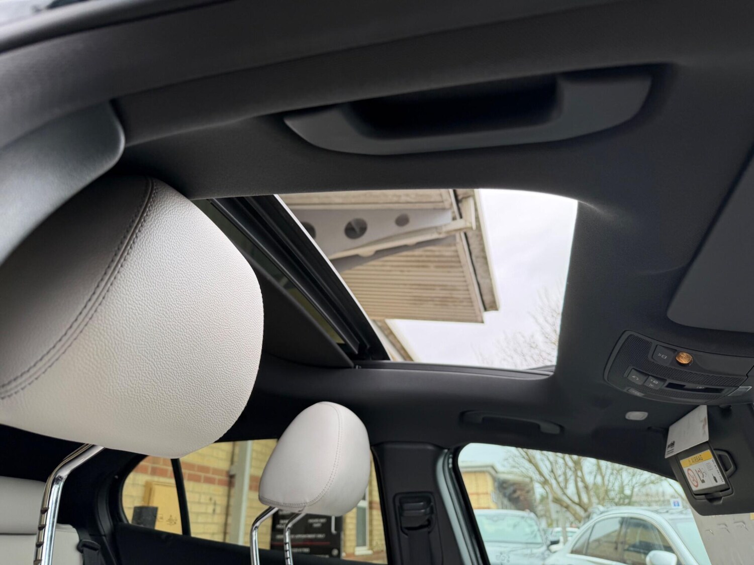 Used Mercedes-Benz GLA 2016 for sale - 77688877: Photo 29