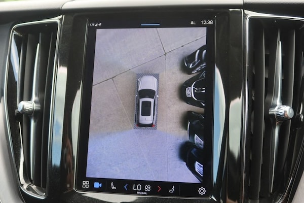 Used Volvo XC60 2022 for sale - 75527485: Photo 16
