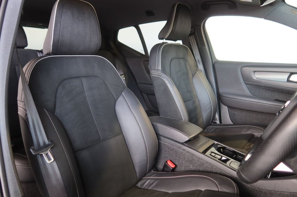 Used Volvo XC40 2021 for sale - 76375905: Photo 14