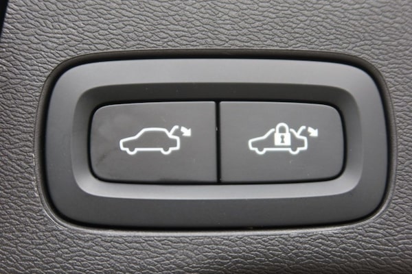 Used Volvo XC60 2021 for sale - 76235566: Photo 10