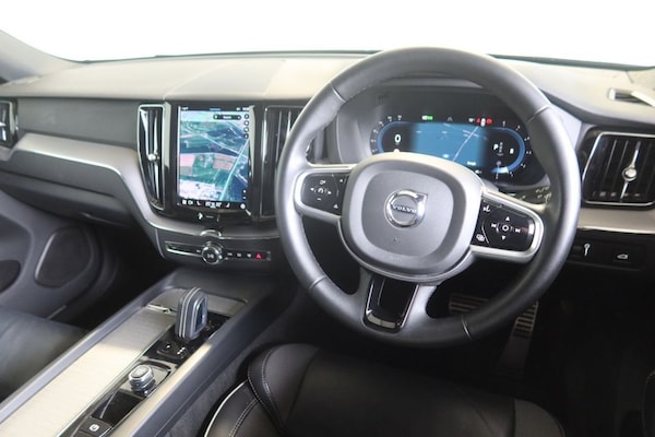 Used Volvo XC60 2021 for sale - 76235566: Photo 5