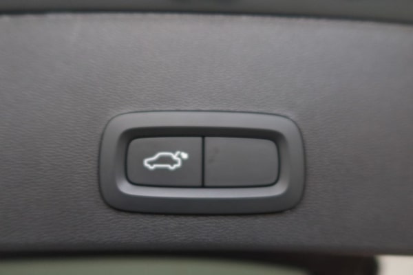 Used Volvo XC40 2021 for sale - 76334022: Photo 10