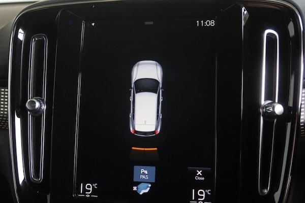 Used Volvo XC40 2021 for sale - 76334022: Photo 17