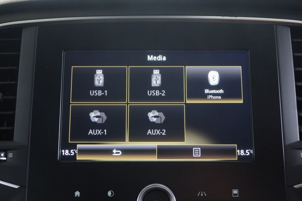 Used Renault Megane 2017 for sale - 75974337: Photo 23