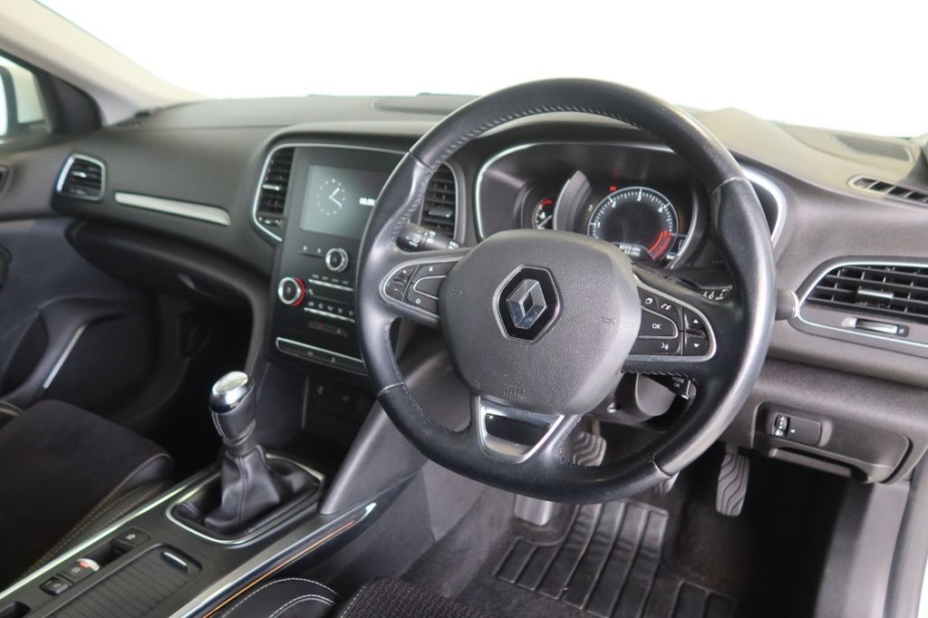 Used Renault Megane 2017 for sale - 75974337: Photo 6