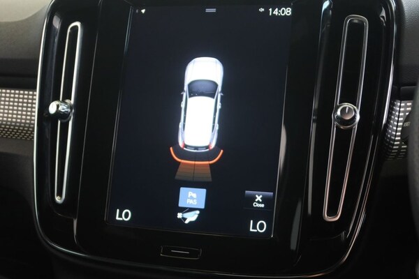 Used Volvo XC40 2021 for sale - 75306635: Photo 12