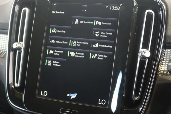 Used Volvo XC40 2021 for sale - 75306635: Photo 20