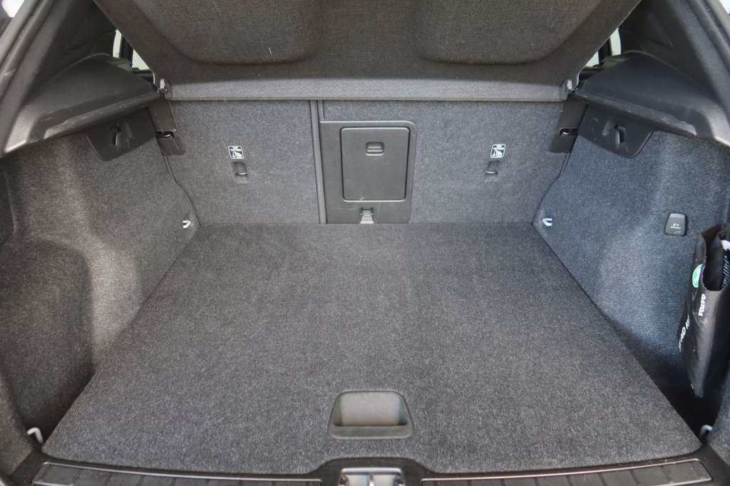 Used Volvo XC40 2021 for sale - 76056802: Photo 8