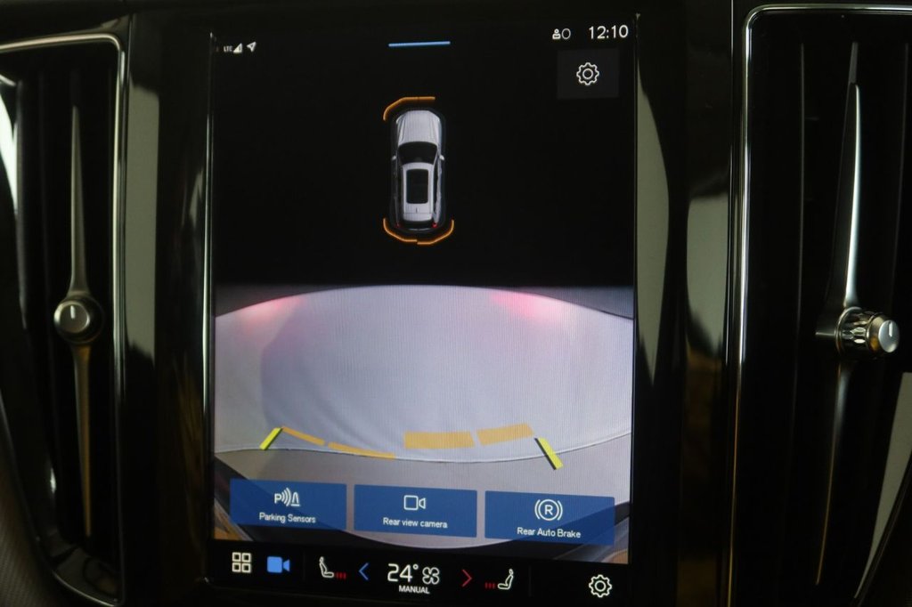 Used Volvo XC60 2022 for sale - 76417208: Photo 17