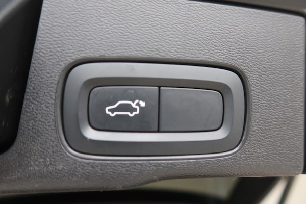 Used Volvo XC60 2022 for sale - 76092687: Photo 10